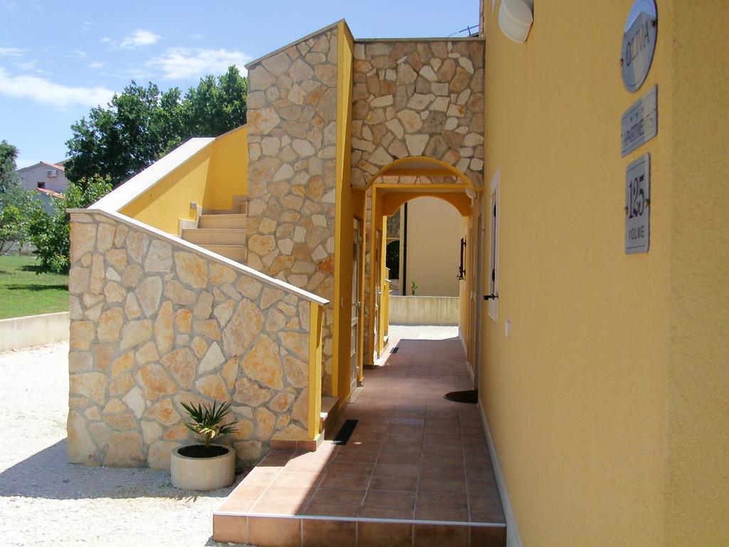 Oliva Holiday Apartment Banjole Exterior foto